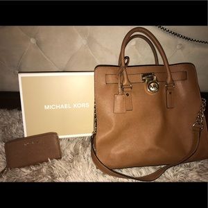 Authentic Michael Kors Hamilton Bag & Wallet